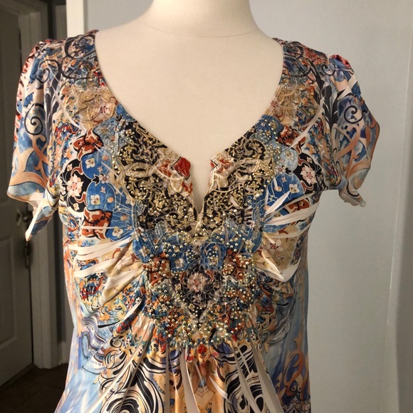 Live and Let Live Multicolored Top - Picture 12 of 16